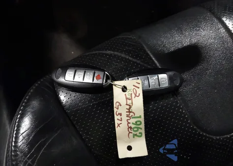 2012 Infiniti G37 из США, поврежденный, VIN JN1CV6AR6CM977755